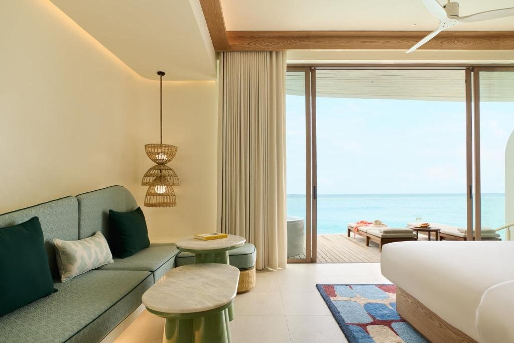 Centara Grand Lagoon Maldives 2