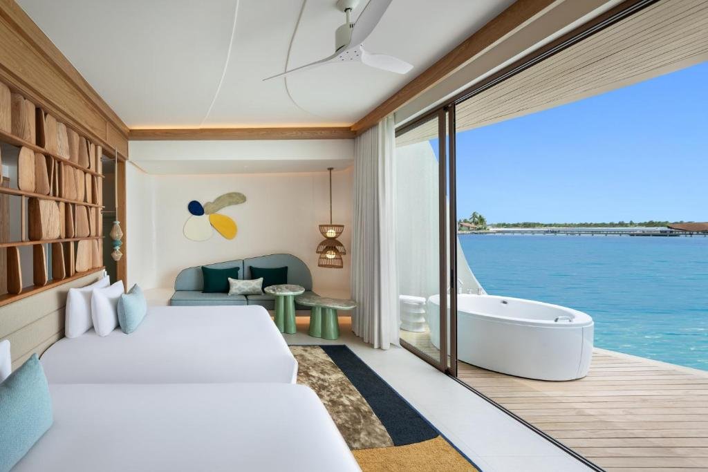 Centara Grand Lagoon Maldives 5