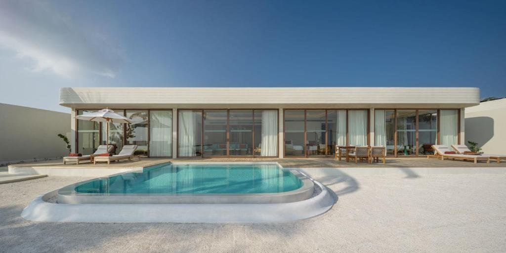 Centara Grand Lagoon Maldives 9